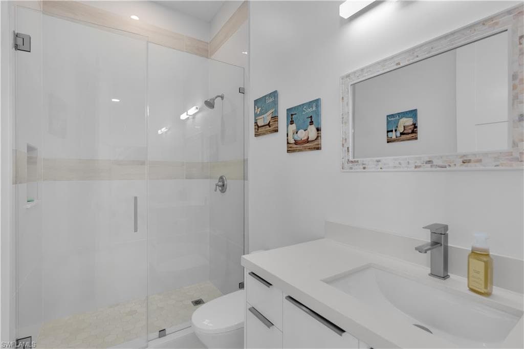 518 Avenida Primiceria, MARATHON FL 33050-11