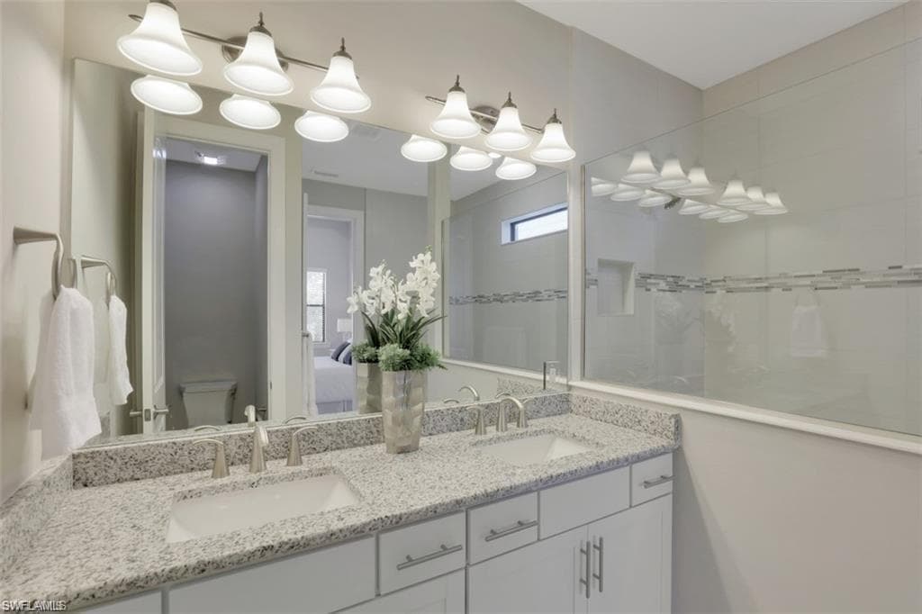 7253 Wilton DR, NAPLES FL 34109-12