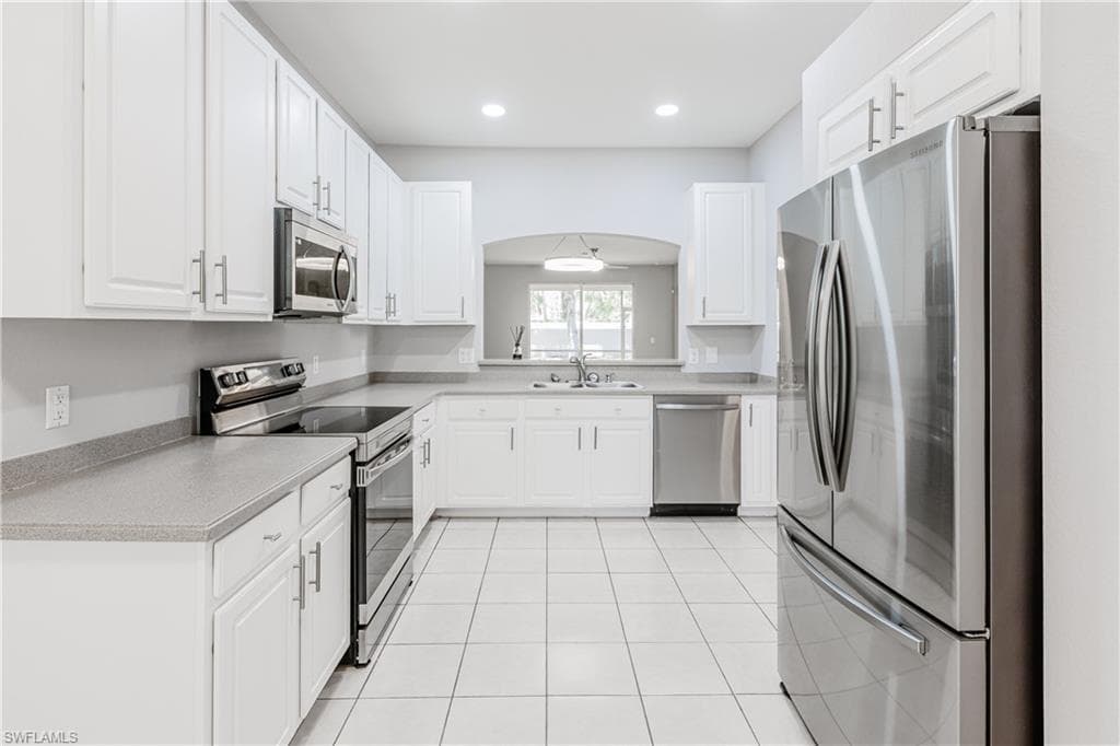 14183 Fall Creek CT, NAPLES FL 34114-2