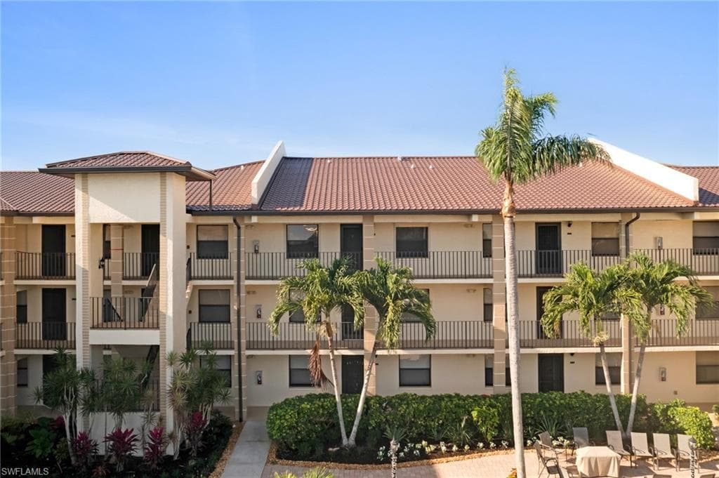 12621 Kelly Sands WAY # 325, FORT MYERS FL 33908-35