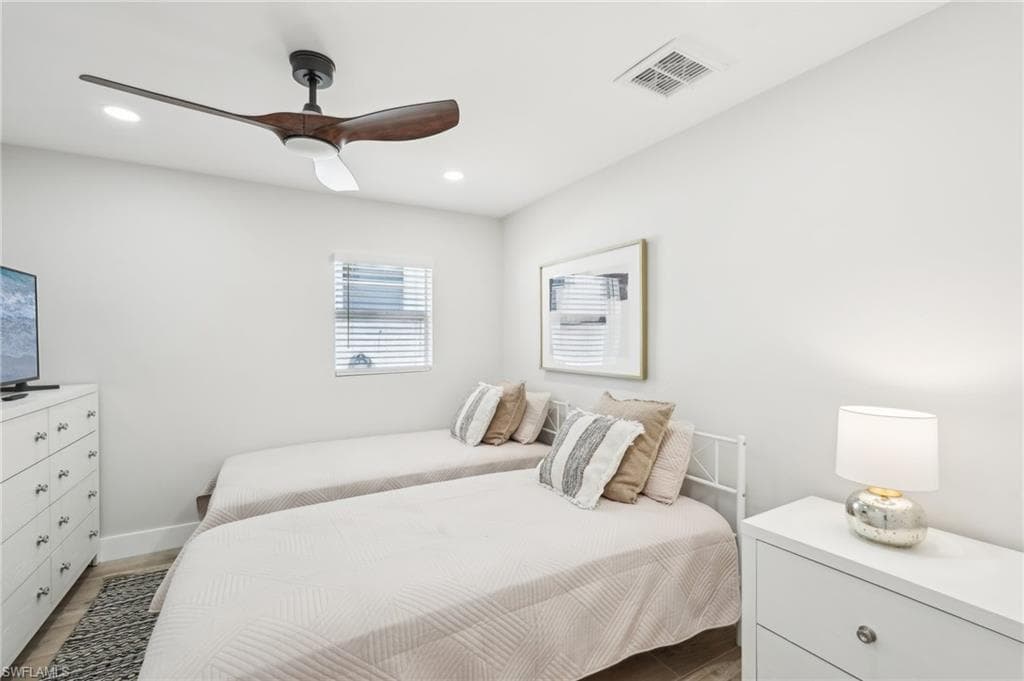 18195 Cutlass DR, FORT MYERS BEACH FL 33931-22