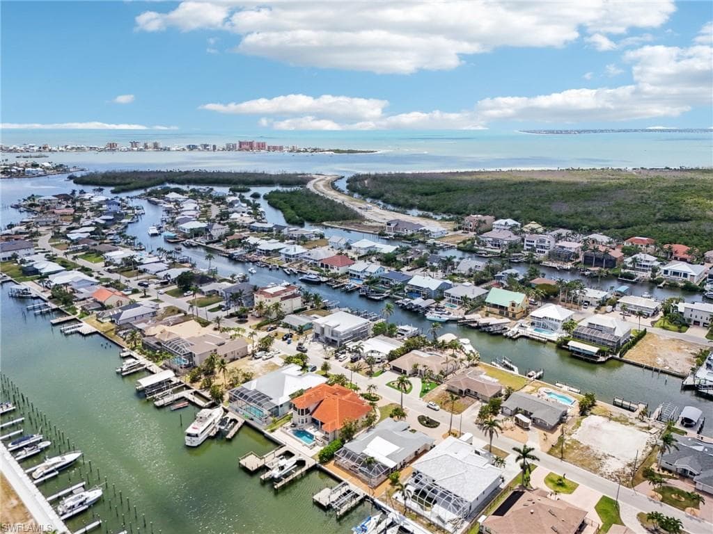 18195 Cutlass DR, FORT MYERS BEACH FL 33931-48