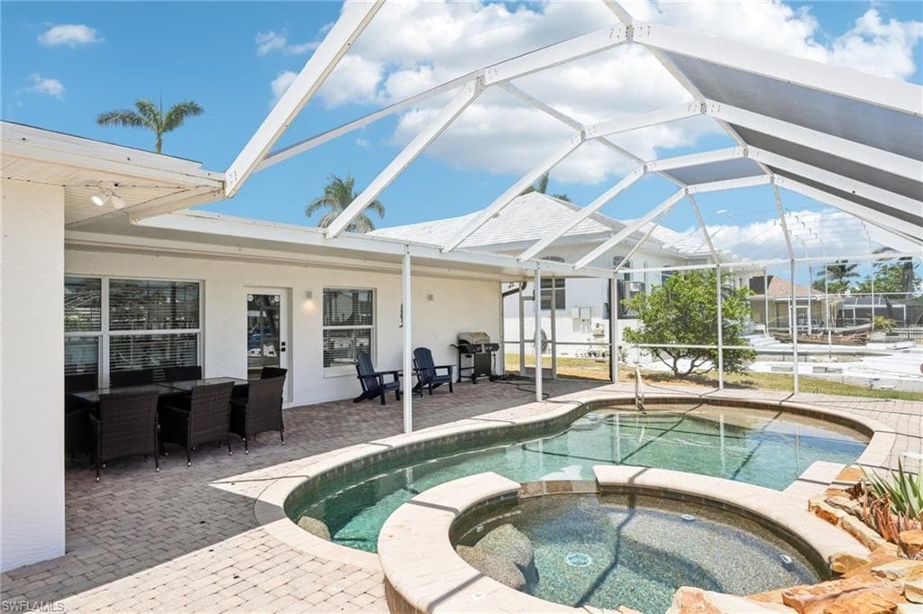 18195 Cutlass DR, FORT MYERS BEACH FL 33931-32