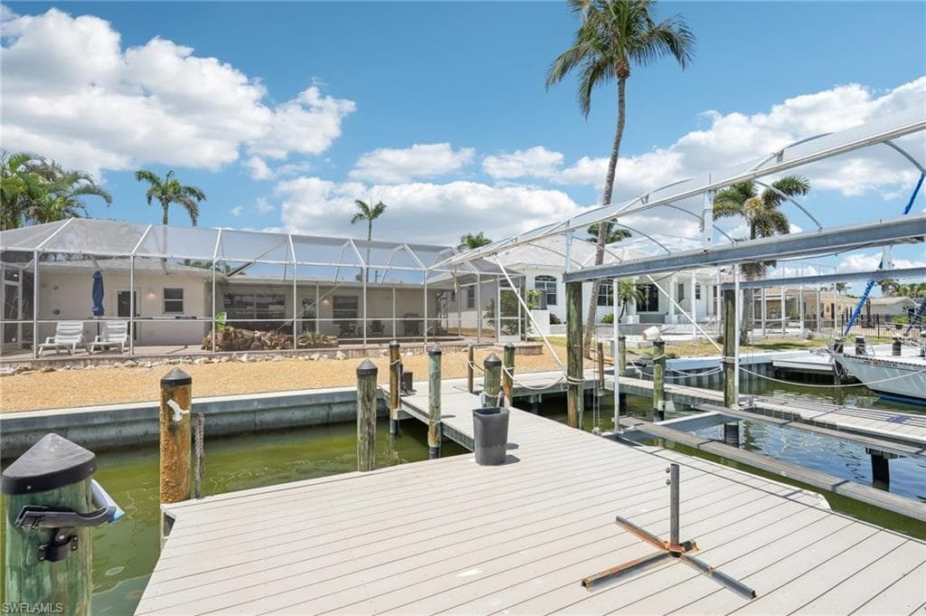 18195 Cutlass DR, FORT MYERS BEACH FL 33931-36