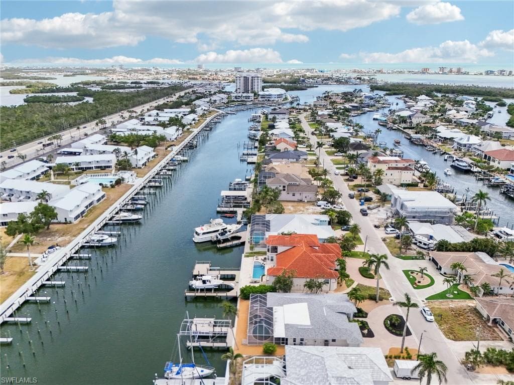 18195 Cutlass DR, FORT MYERS BEACH FL 33931-47