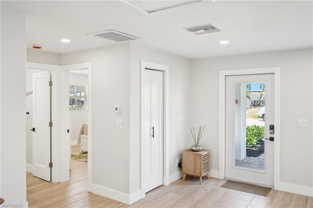 18195 Cutlass DR, FORT MYERS BEACH FL 33931-3