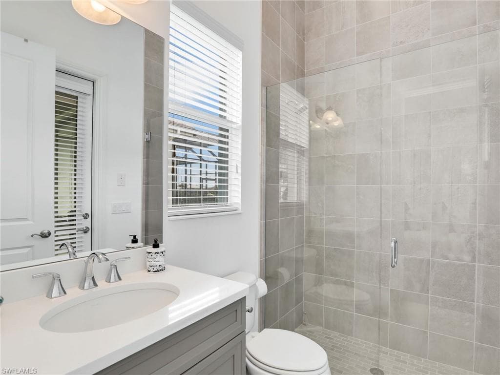 17208 Hidden Estates CIR, FORT MYERS FL 33908-41