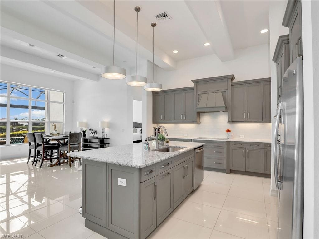 17208 Hidden Estates CIR, FORT MYERS FL 33908-16