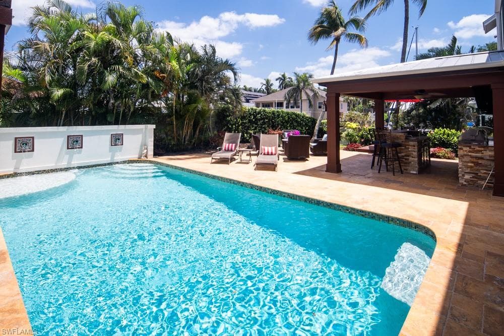 374 14th AVE S, NAPLES FL 34102-25