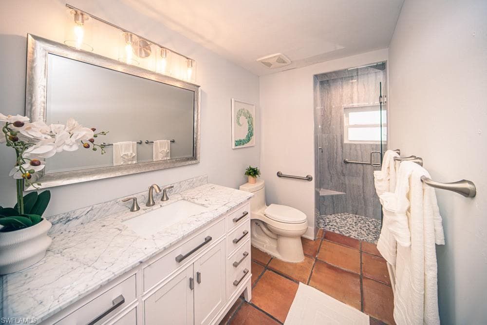 374 14th AVE S, NAPLES FL 34102-18