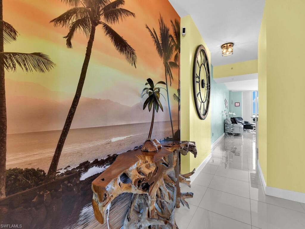 3000 Oasis Grand BLVD # 1705, FORT MYERS FL 33916-2