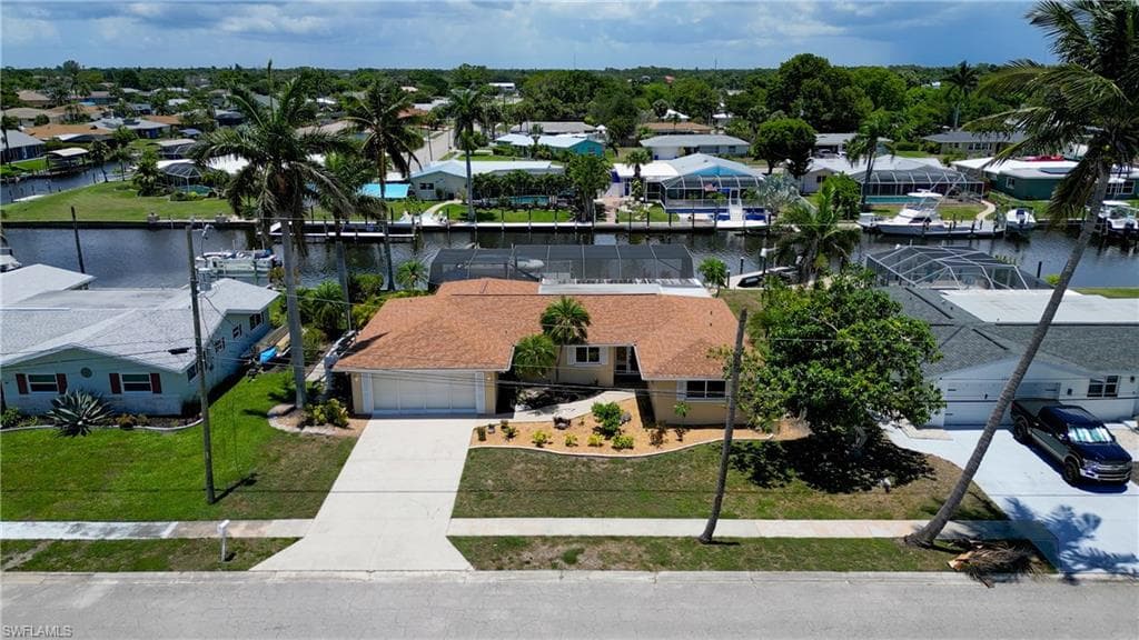 1720 Lakeview BLVD, NORTH FORT MYERS FL 33903-43