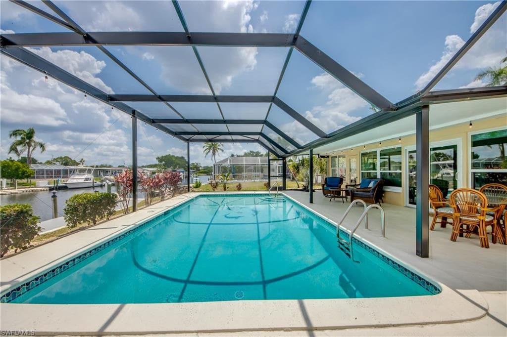 1720 Lakeview BLVD, NORTH FORT MYERS FL 33903-33