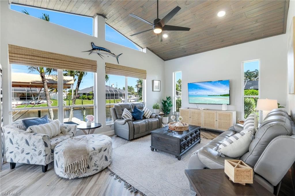 3347 SE 19th AVE, CAPE CORAL FL 33904-10