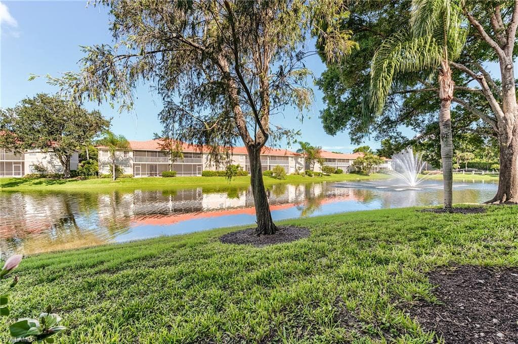 7577 Silver Trumpet LN W # T103, NAPLES FL 34109-17