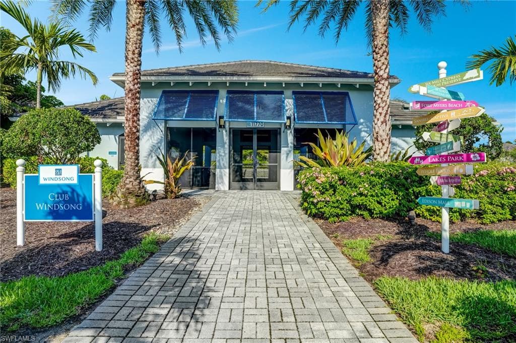 7028 Mistral WAY, FORT MYERS FL 33966-24