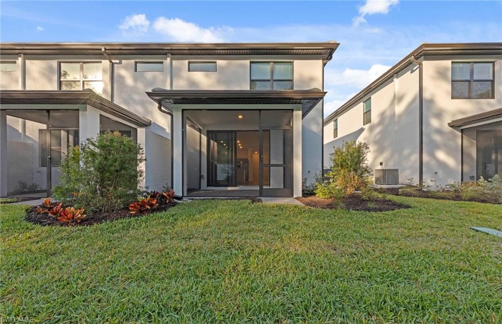 27893 Radiant CT, BONITA SPRINGS FL 34135-22