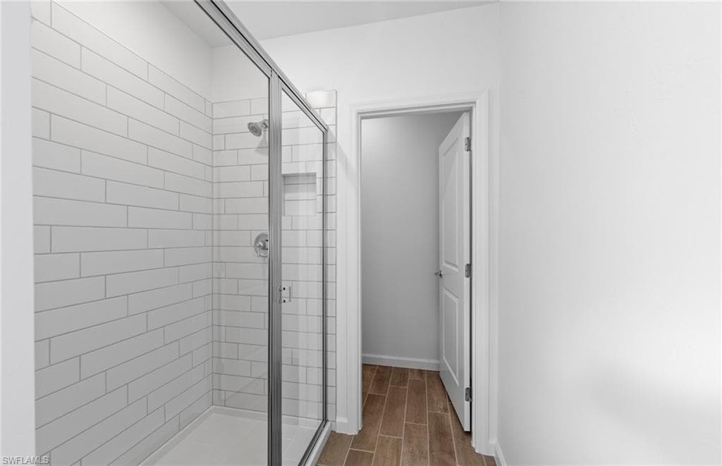 27893 Radiant CT, BONITA SPRINGS FL 34135-15