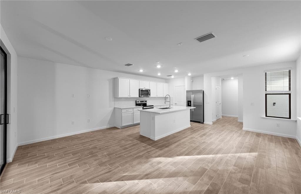 27893 Radiant CT, BONITA SPRINGS FL 34135-2