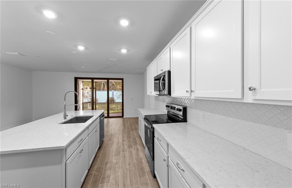 27893 Radiant CT, BONITA SPRINGS FL 34135-7