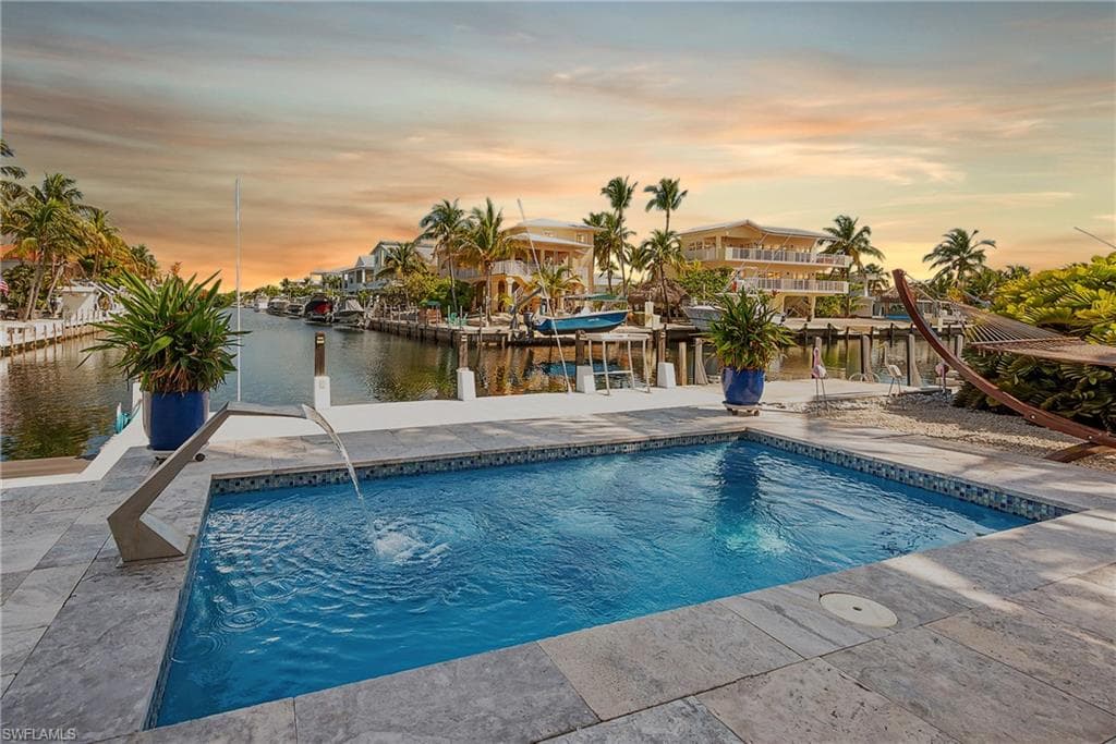 141 El Capitan DR, ISLAMORADA FL 33036-2