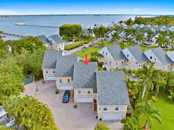 819 James ST, FORT MYERS FL 33916-1