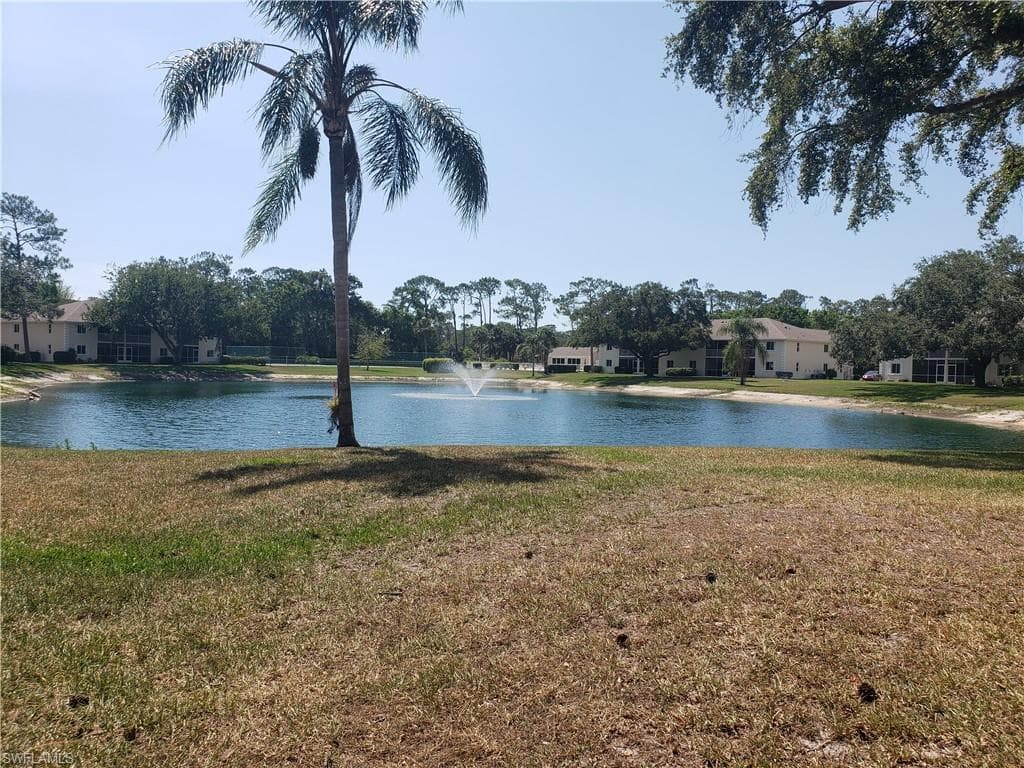 240 Timber Lake CIR # D202, NAPLES FL 34104-3