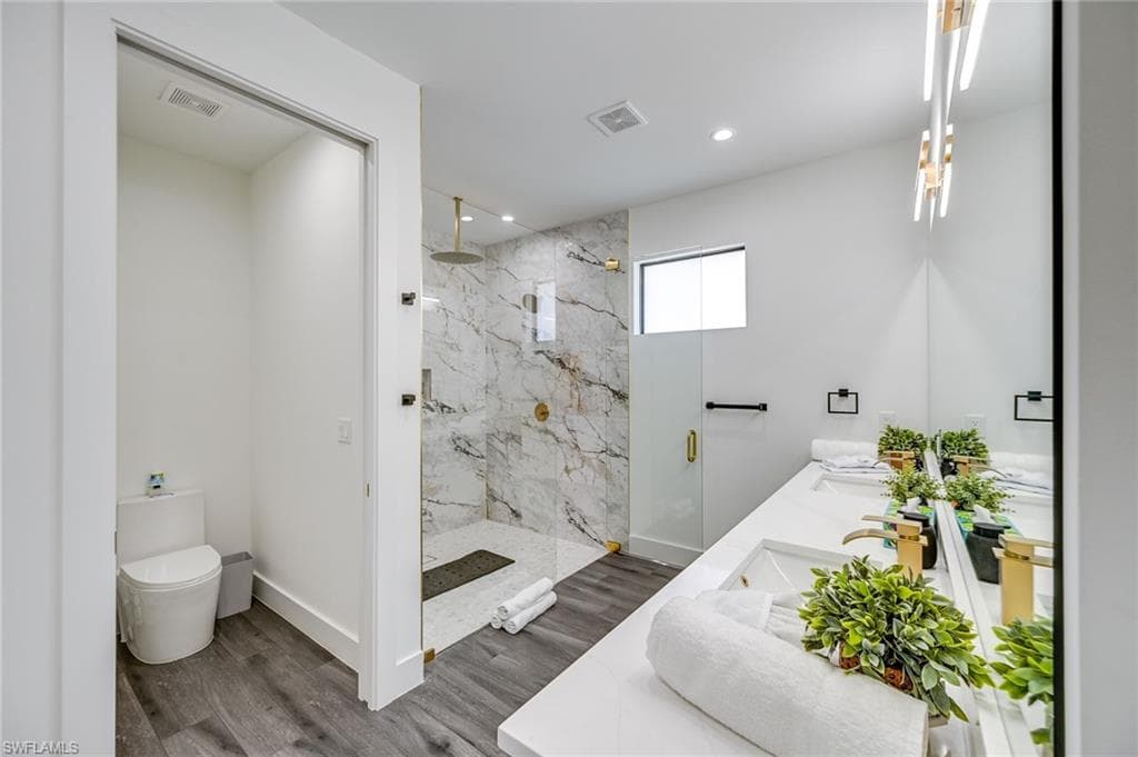 3384 Canal ST, NAPLES FL 34112-16