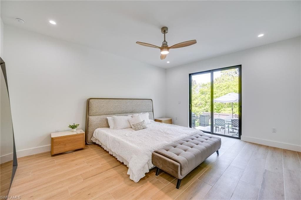 3384 Canal ST, NAPLES FL 34112-15