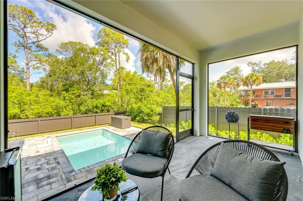 3384 Canal ST, NAPLES FL 34112-28