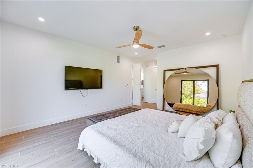 3384 Canal ST, NAPLES FL 34112-14