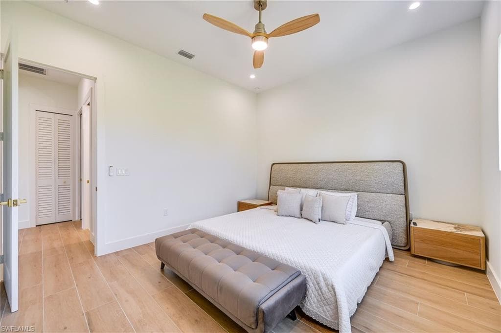 3384 Canal ST, NAPLES FL 34112-18