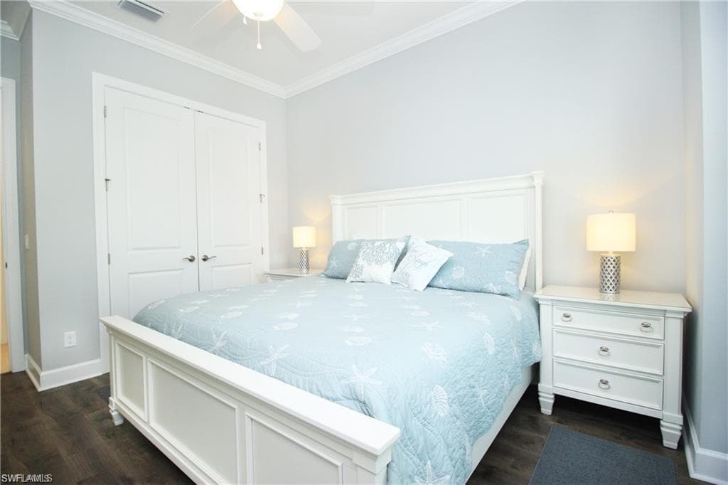 9456 Montelanico LOOP, NAPLES FL 34119-5