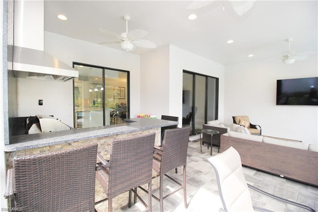 9456 Montelanico LOOP, NAPLES FL 34119-27