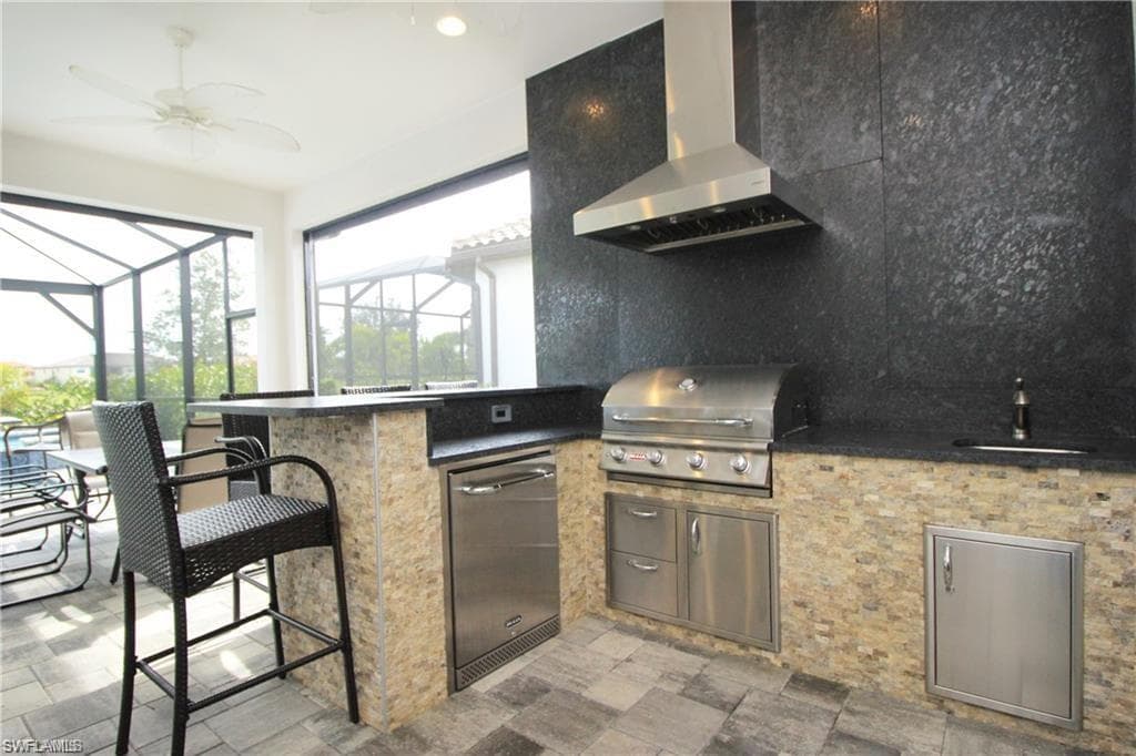 9456 Montelanico LOOP, NAPLES FL 34119-23