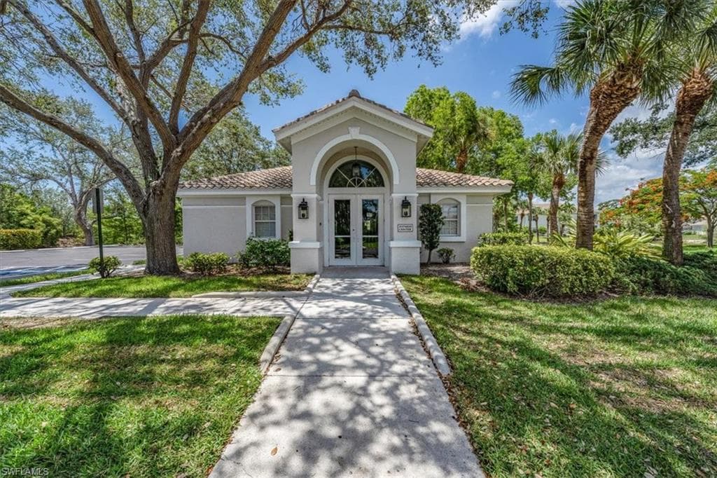 6914 Satinleaf RD N # 103, NAPLES FL 34109-26