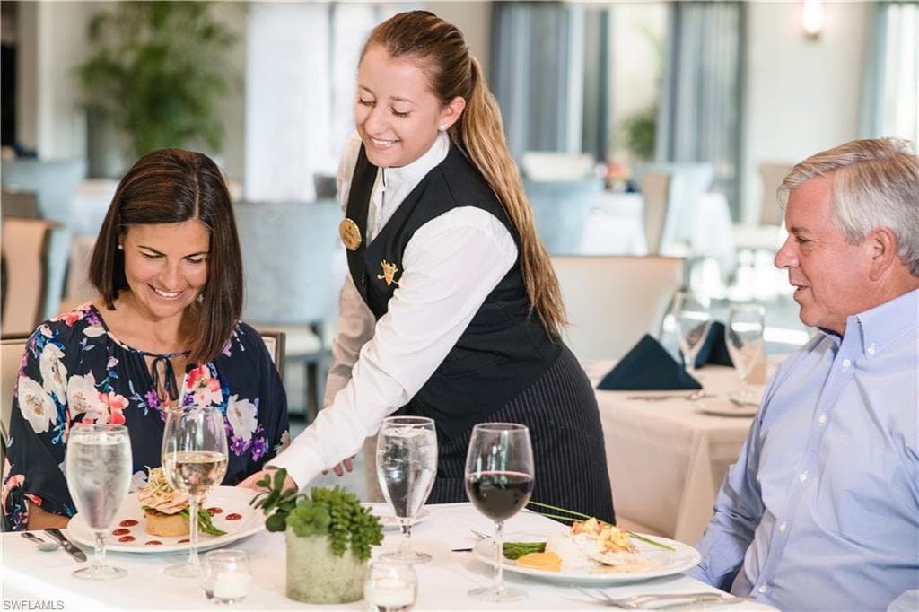 3425 Grand Cypress DR # 102, NAPLES FL 34119-45