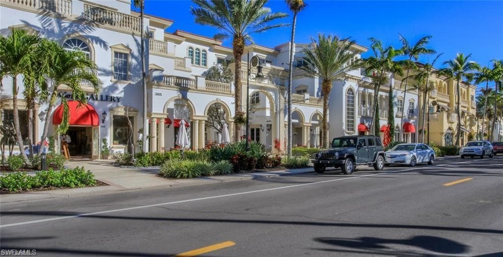 3425 Grand Cypress DR # 102, NAPLES FL 34119-21