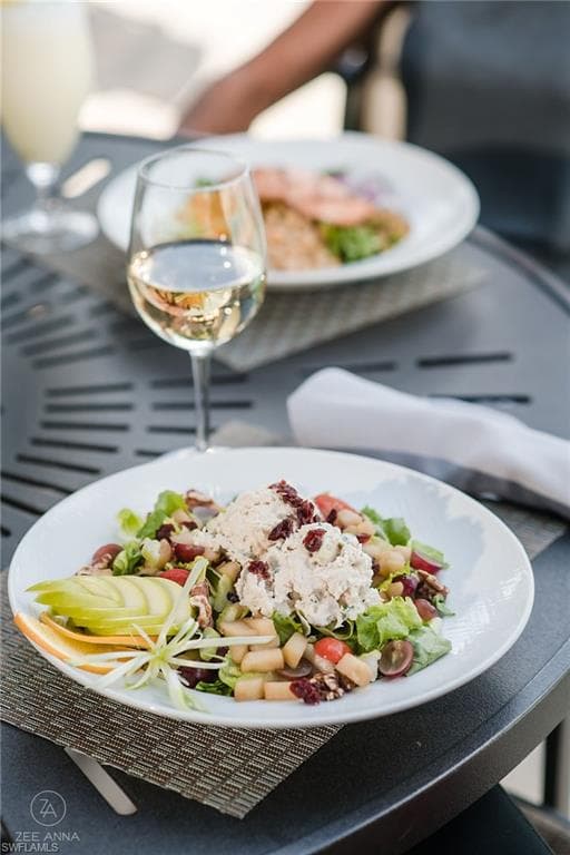 3425 Grand Cypress DR # 102, NAPLES FL 34119-48