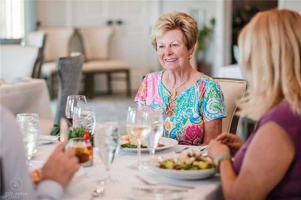 3425 Grand Cypress DR # 102, NAPLES FL 34119-44