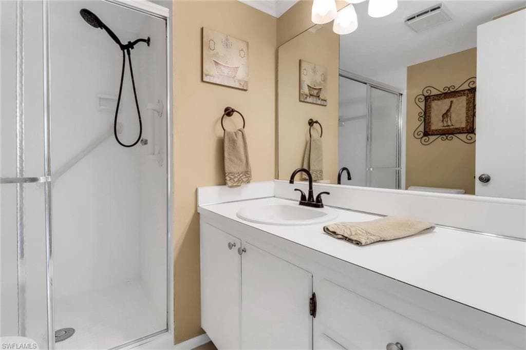 501 Forest Lakes BLVD # 102, NAPLES FL 34105-15