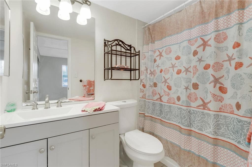 501 Forest Lakes BLVD # 102, NAPLES FL 34105-21