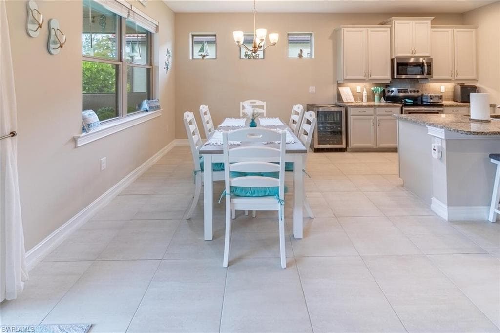 16366 BARCLAY CT, NAPLES FL 34110-10