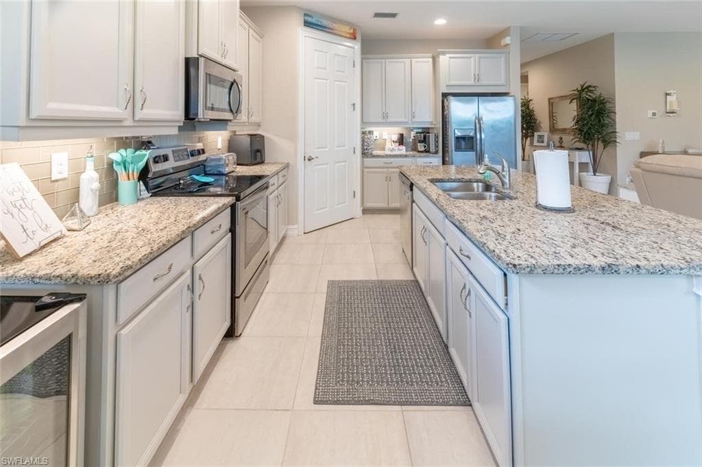 16366 BARCLAY CT, NAPLES FL 34110-7