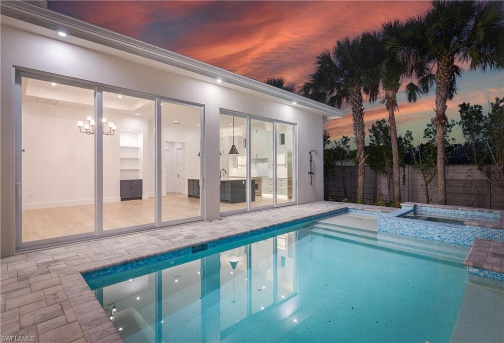 2854 Coach House WAY, NAPLES FL 34105-44