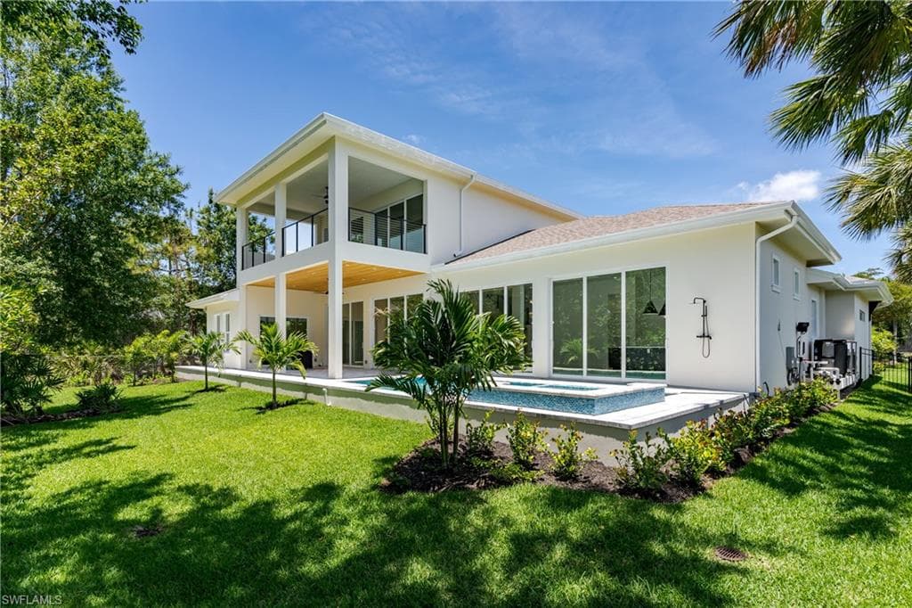 2854 Coach House WAY, NAPLES FL 34105-36