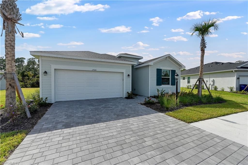 17581 Saddleback LOOP, NORTH FORT MYERS FL 33917-27