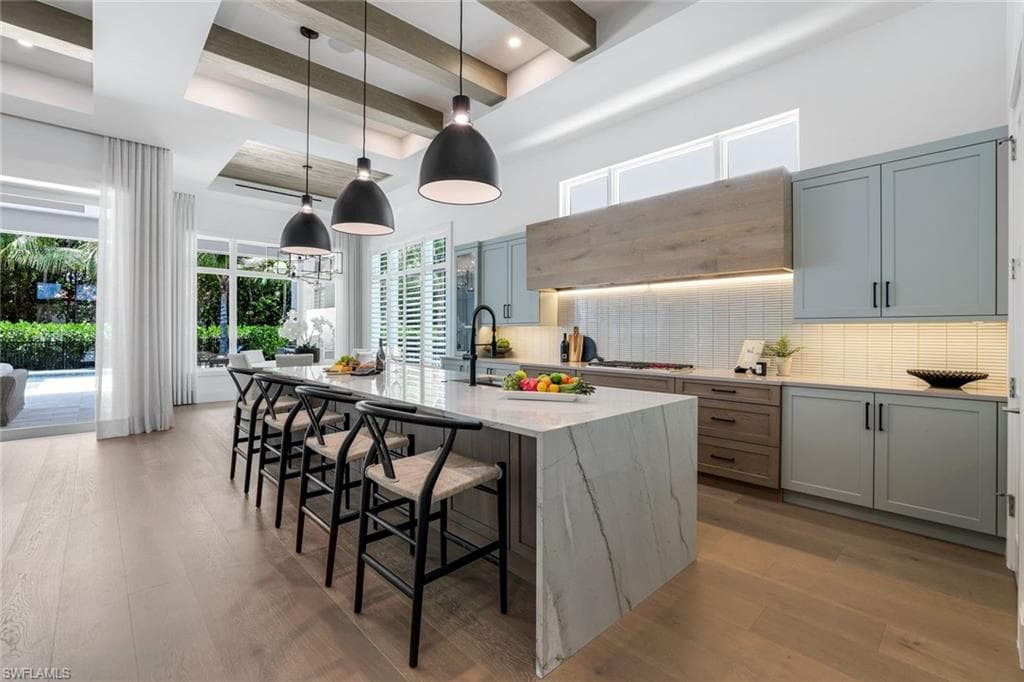 6630 Palisades AVE, NAPLES FL 34109-12