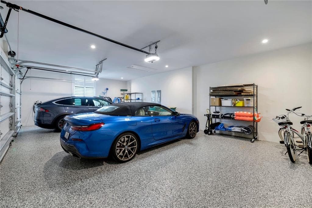 6630 Palisades AVE, NAPLES FL 34109-37