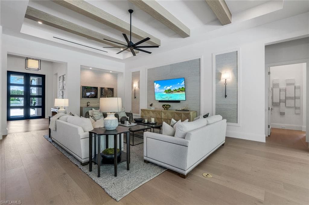 6630 Palisades AVE, NAPLES FL 34109-9